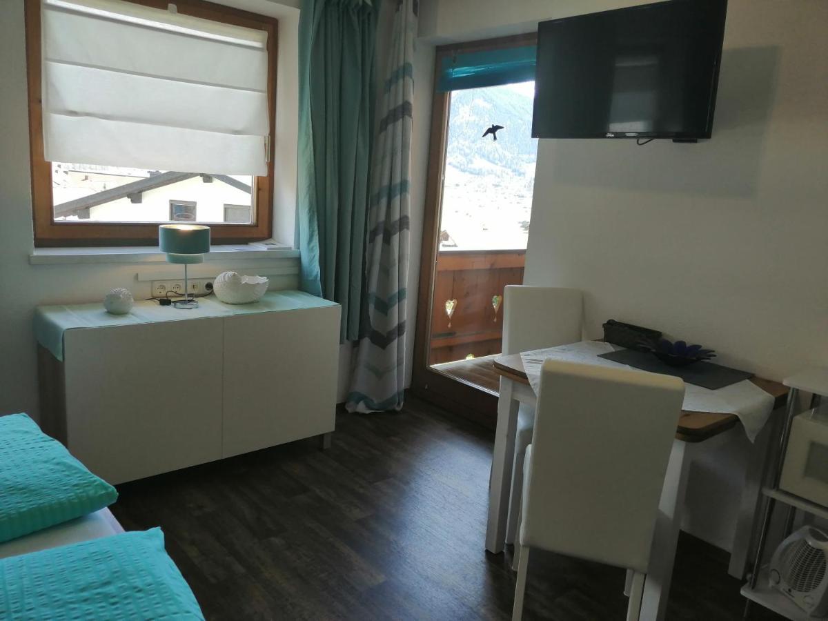 Haus Sonja Apartment Lermoos Bagian luar foto