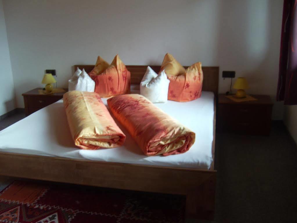 Haus Sonja Apartment Lermoos Bagian luar foto